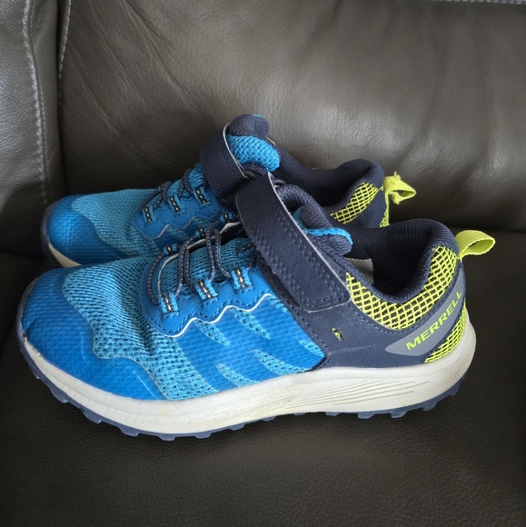 Merrell boys shoes - Picture 2 of 4